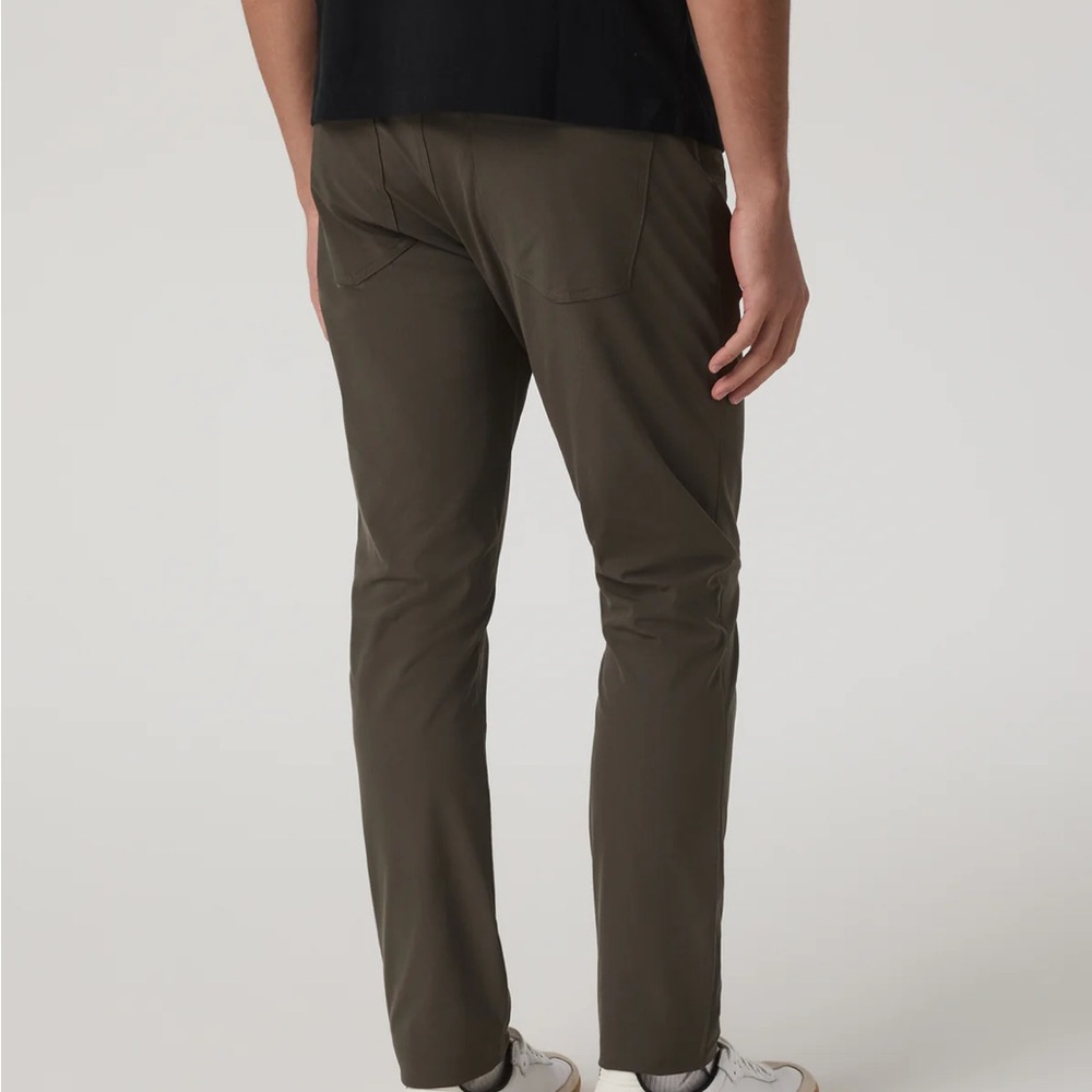 Vuori Meta Pant Athletic Slim Fit – Men’s 38x32 – Dark Oregano – NWOT - Picture 2 of 14